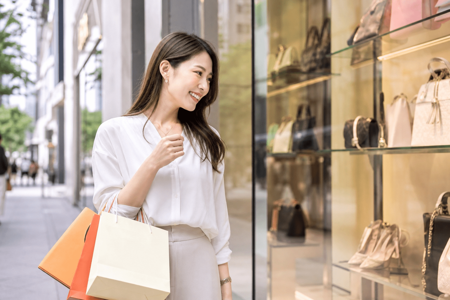 最高月収200万円以上